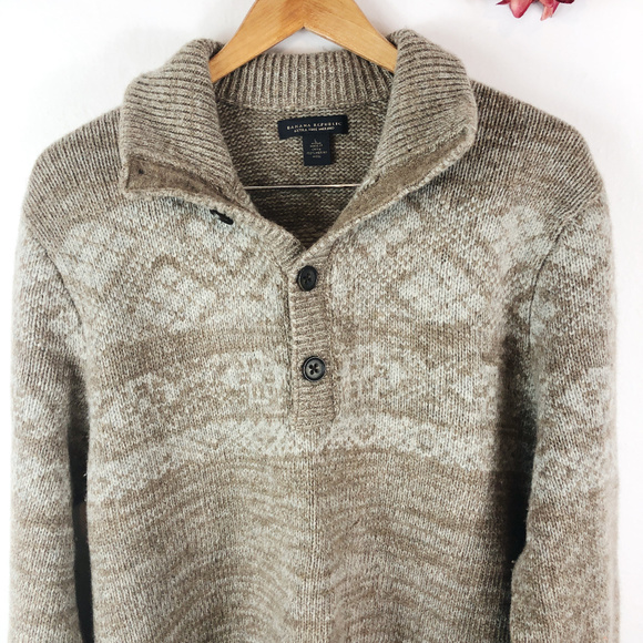 [BANANA REPUBLIC] Merino Knit V-Neck Sweater - Picture 2 of 8